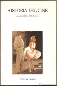 Una edición del libro Historia del Cine de Román Gubern